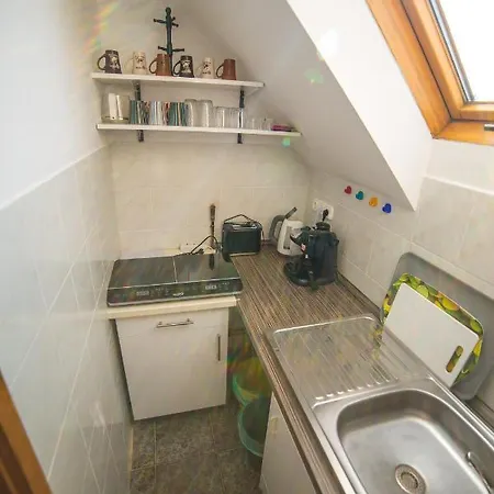 Tiffany Apartman Romantic Lodge *